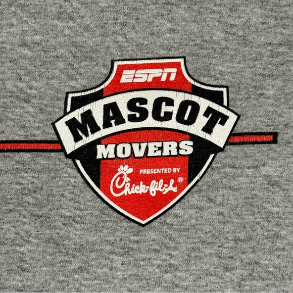 ESPN College Gameday Chick-Fil-A Mascot Movers Shirt - Picture 3 of 5